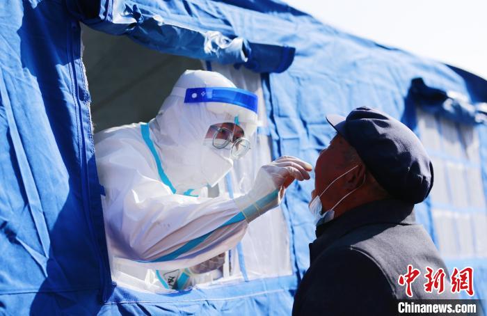 青海高原小城抗疫時刻：平安區里祈平安