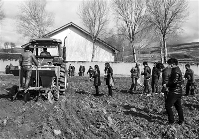 1462500385476499.jpg res01_attpic_brief (3).jpg