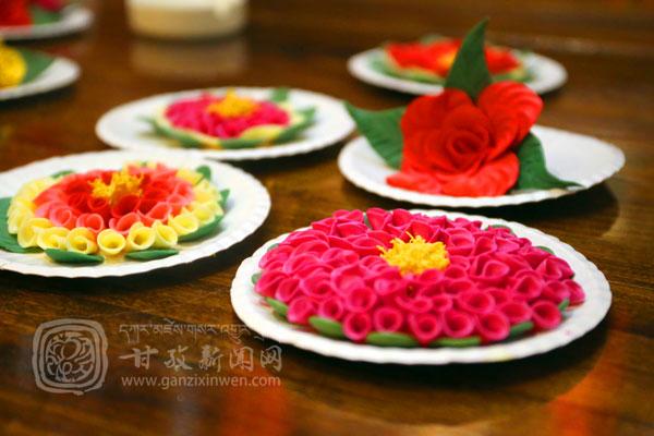  藏族特色新年習俗 藏族新年活動