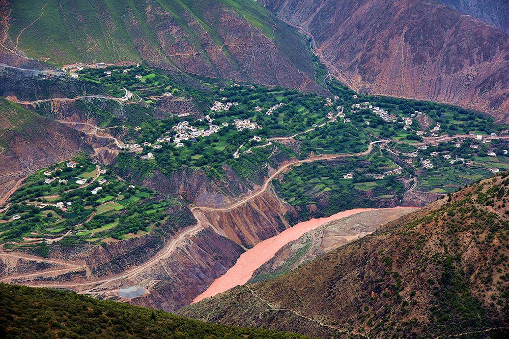 1559118571686446.jpg 德欽境內的瀾滄江流域。張國華 攝DSC_2949_.jpg